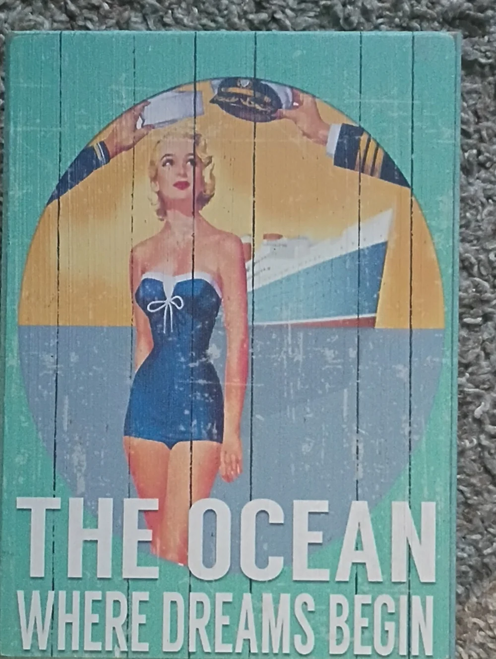 Retro Coastal Decor!